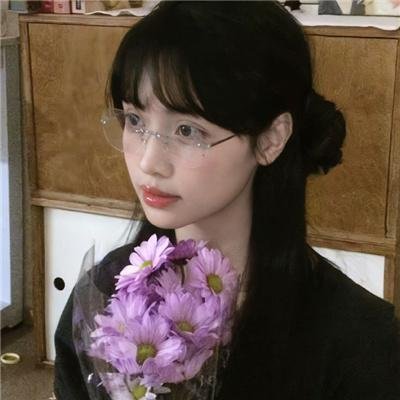 圣堂佳音海报