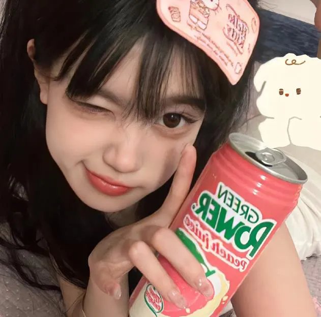 年轻的媳妇海报